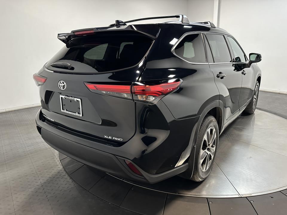 2021 Toyota Highlander XLE 13