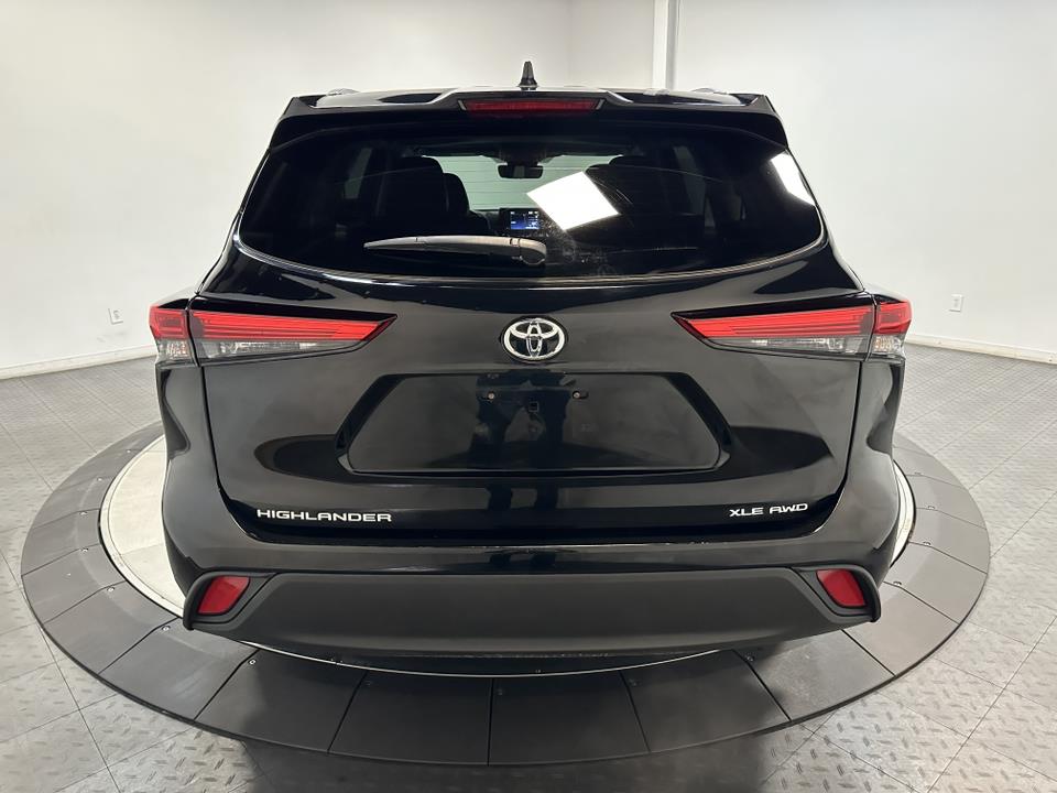 2021 Toyota Highlander XLE 11