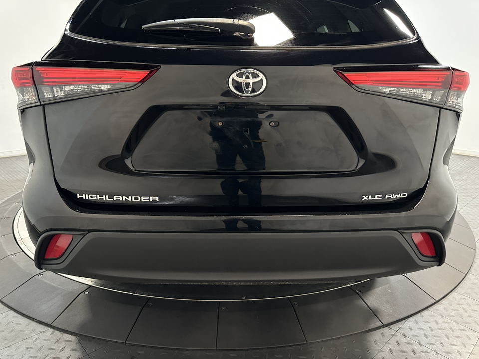 2021 Toyota Highlander XLE 12