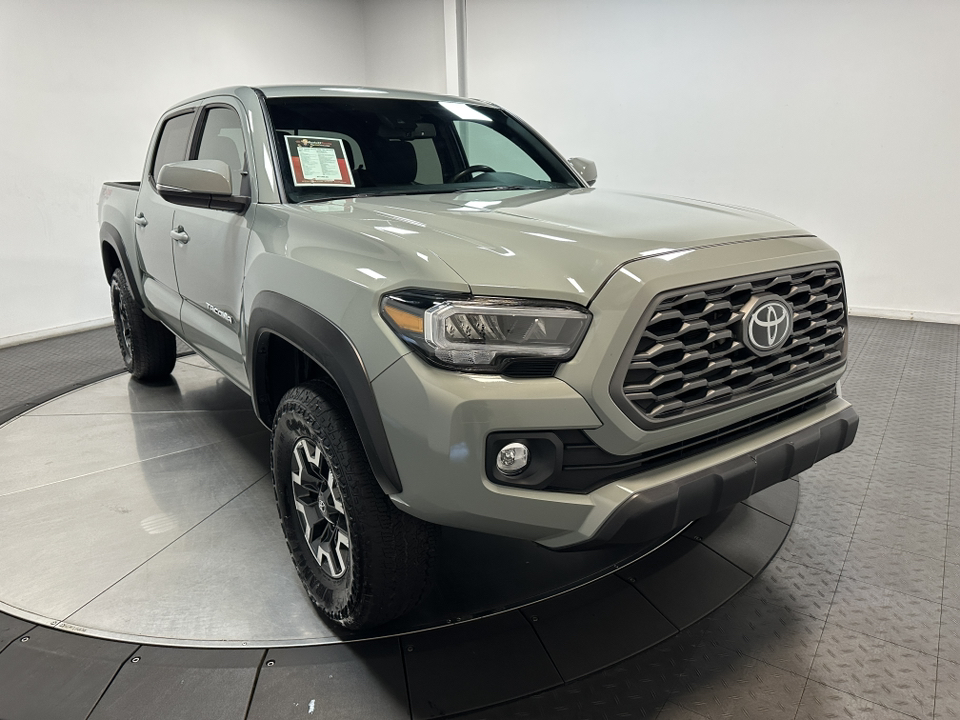 2022 Toyota Tacoma 4WD TRD Off Road 2