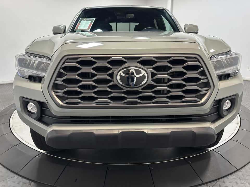 2022 Toyota Tacoma 4WD TRD Off Road 5