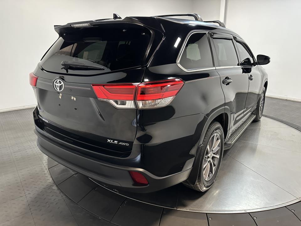 2018 Toyota Highlander XLE 13