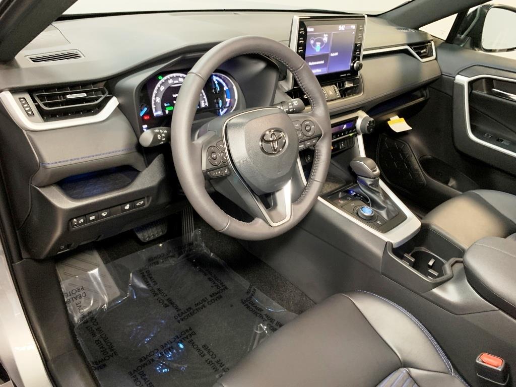 2025 Toyota RAV4 Hybrid XSE 15