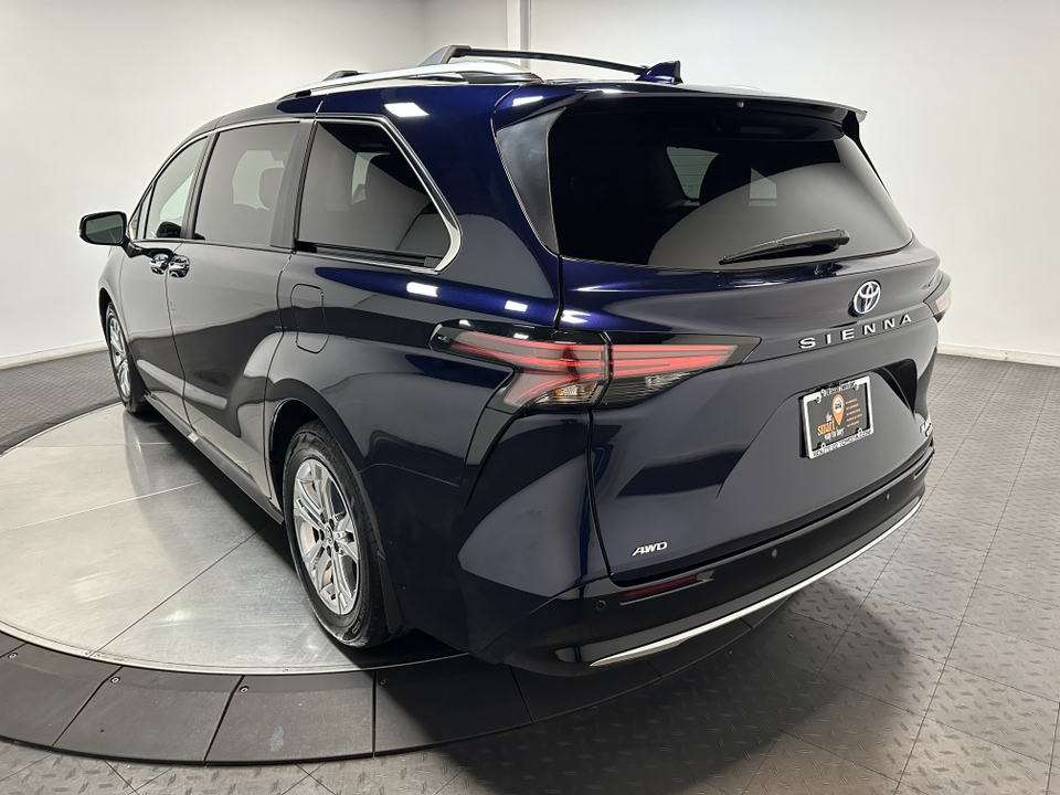 2022 Toyota Sienna Platinum 9