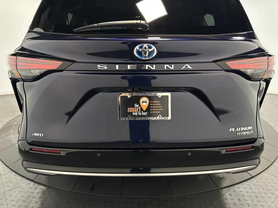 2022 Toyota Sienna Platinum 12