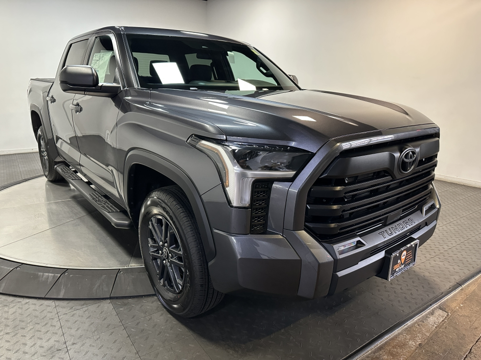 2025 Toyota Tundra 4WD SR5 2