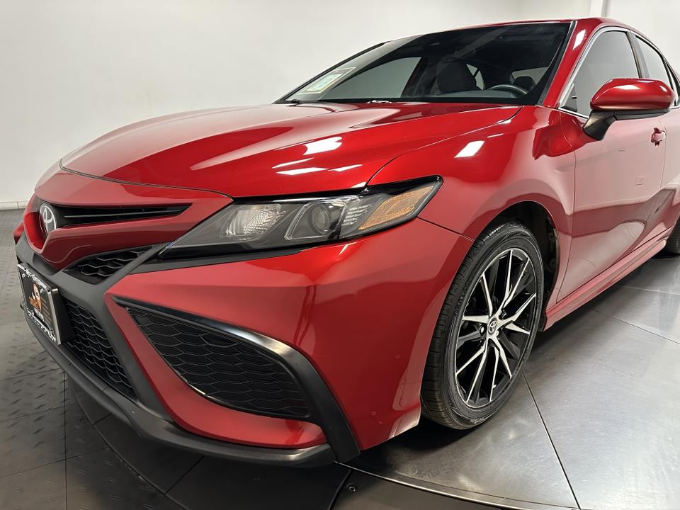 2021 Toyota Camry SE 7