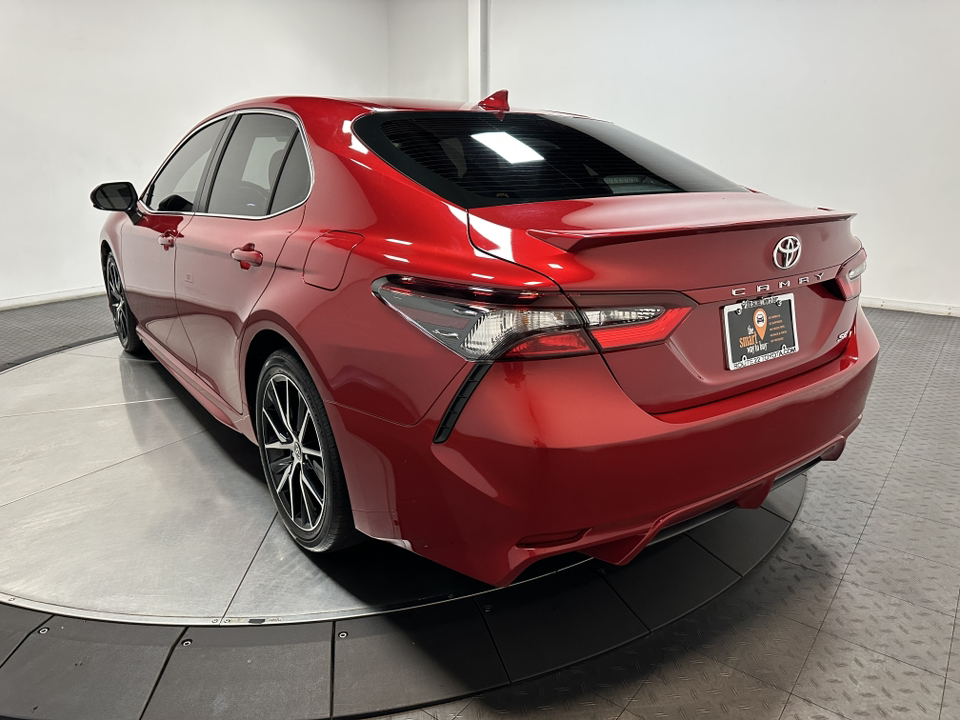 2021 Toyota Camry SE 9