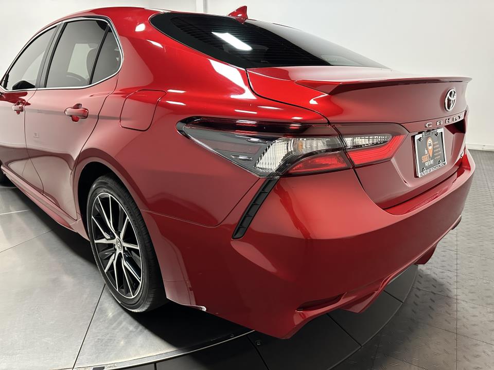 2021 Toyota Camry SE 10