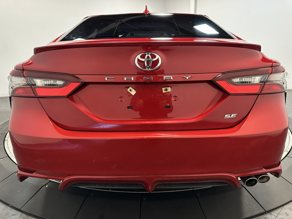 2022 Toyota Camry SE 12