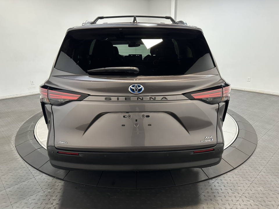 2022 Toyota Sienna XLE 10