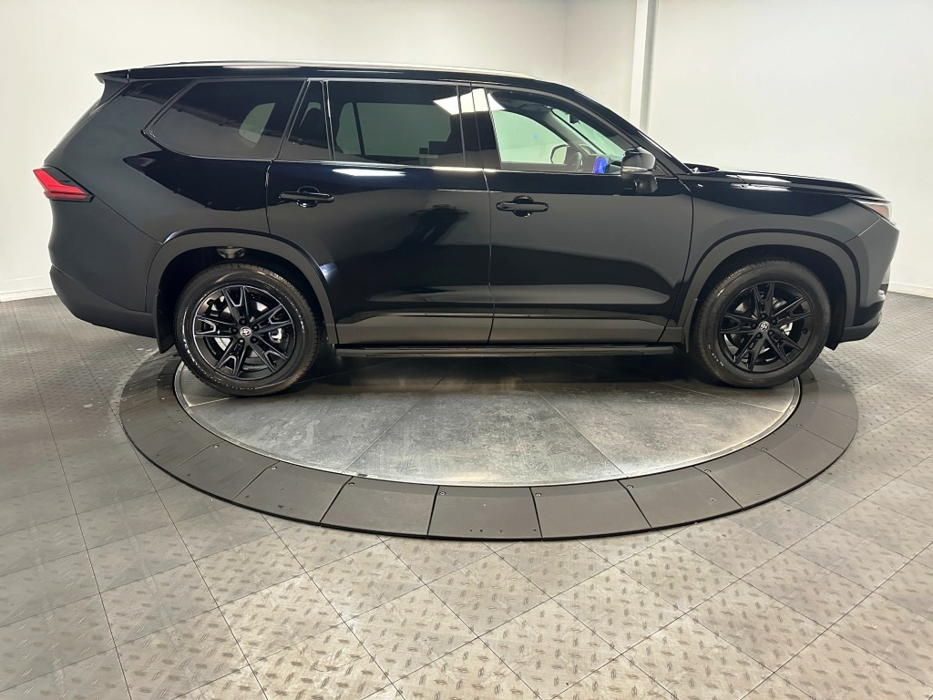 2024 TOYOTA HIGHLANDER  9