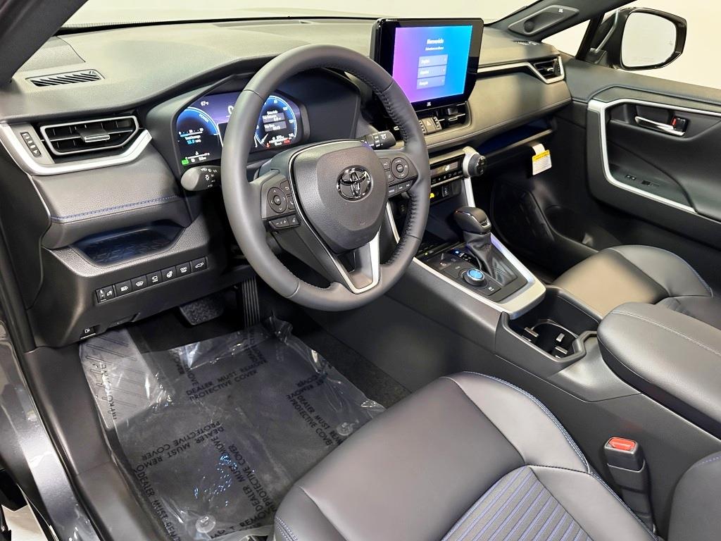 2025 Toyota RAV4 Hybrid XSE 15