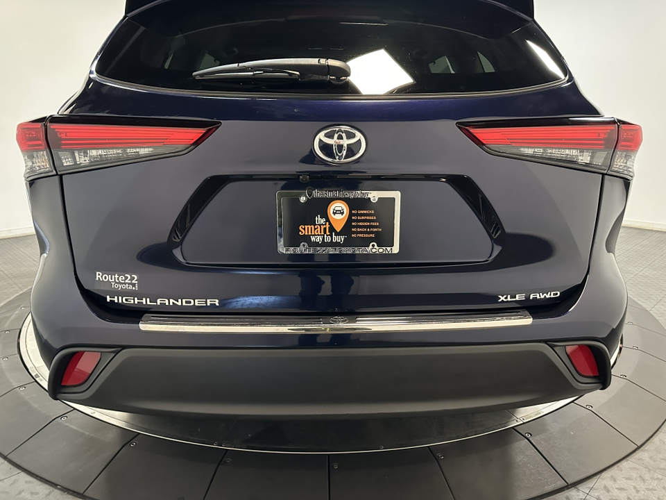 2022 Toyota Highlander XLE 12