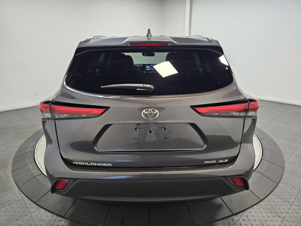 2021 Toyota Highlander XLE 11