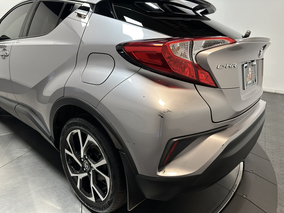 2018 Toyota C-HR XLE Premium 10