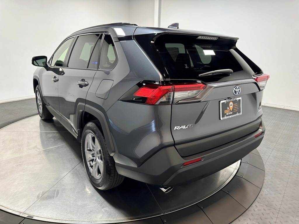 2025 Toyota RAV4 Hybrid XLE 6