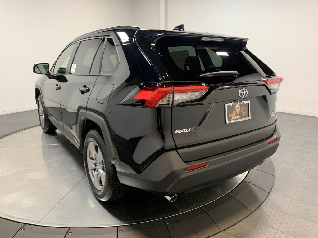 2024 Toyota RAV4 Hybrid LE 6