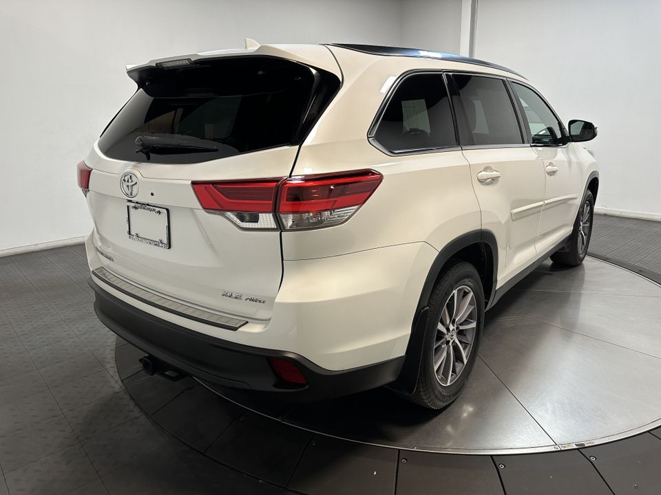 2019 Toyota Highlander XLE 13