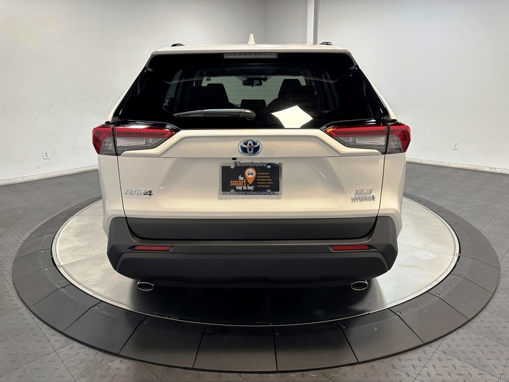 2025 Toyota RAV4 Hybrid XLE 7