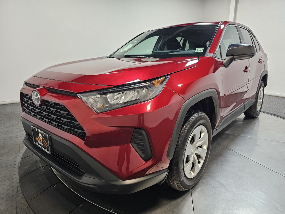 2022 Toyota RAV4 LE 6