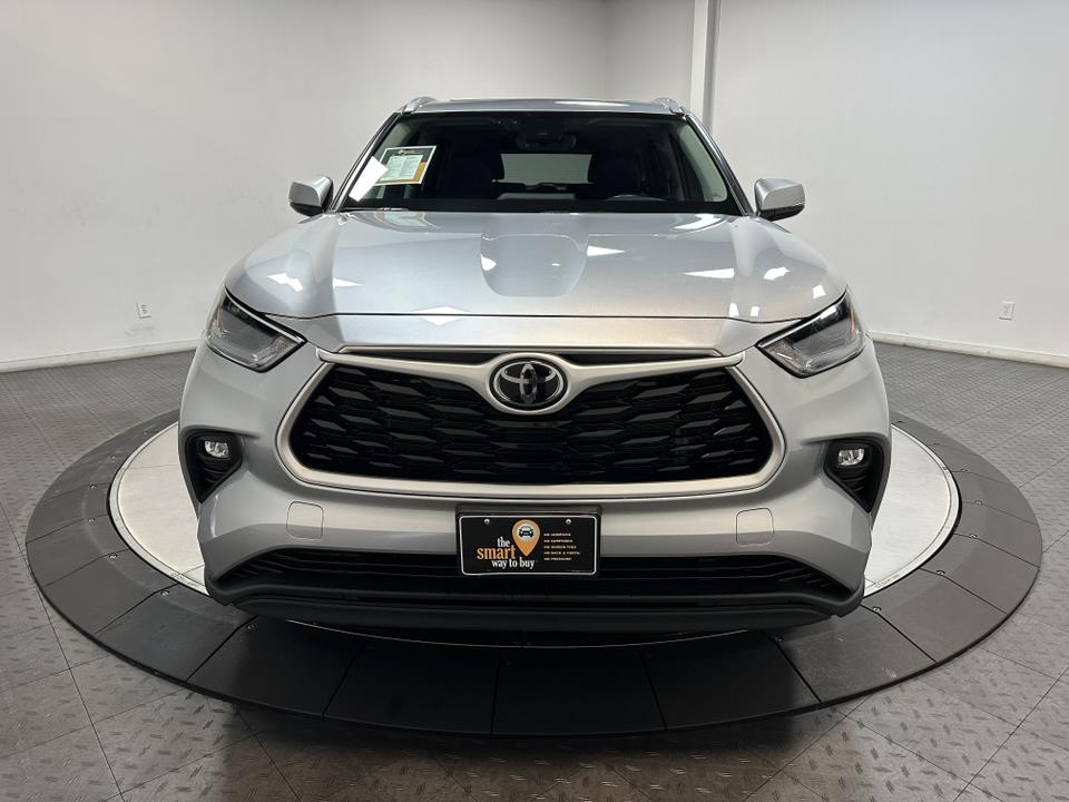 2022 Toyota Highlander XLE 4