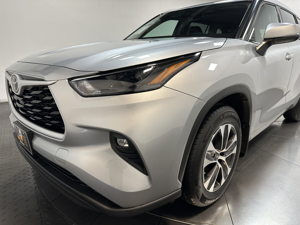 2022 Toyota Highlander XLE 7