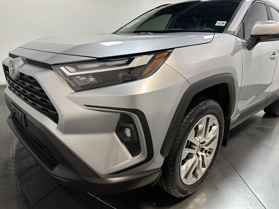 2024 Toyota RAV4 XLE Premium 7