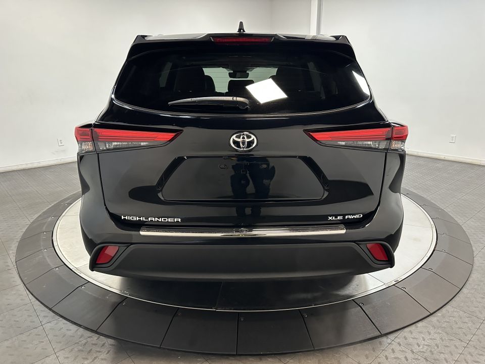 2022 Toyota Highlander XLE 11