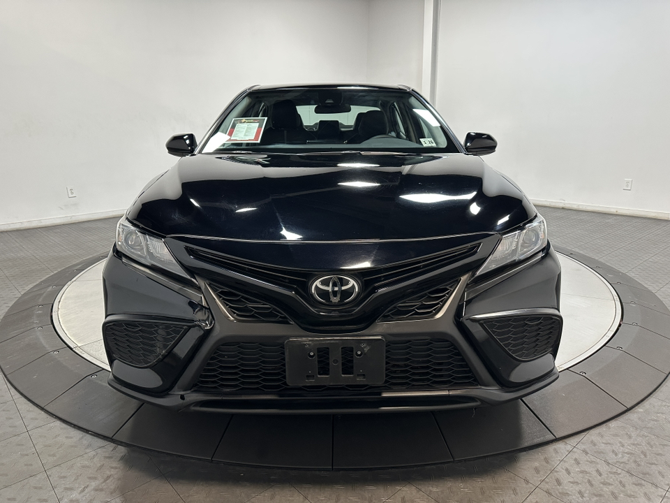 2021 Toyota Camry SE 4