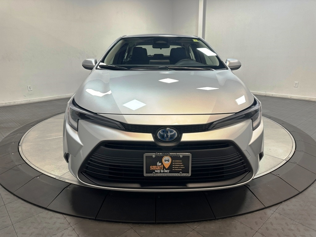 2025 Toyota Corolla Hybrid LE 3