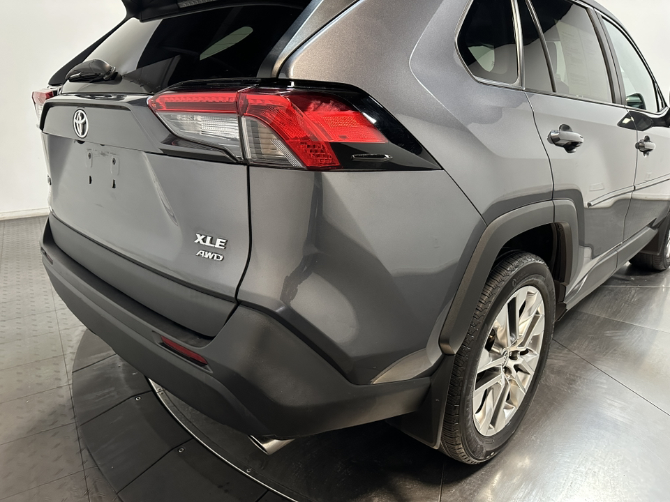 2021 Toyota RAV4 XLE Premium 14