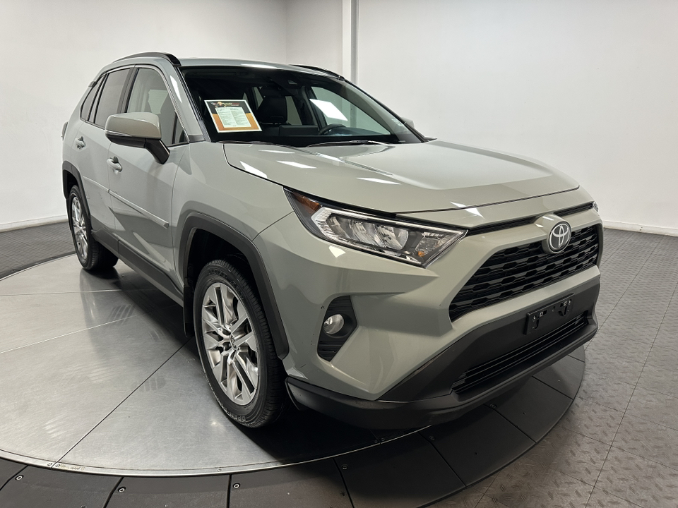 2021 Toyota RAV4 XLE Premium 2