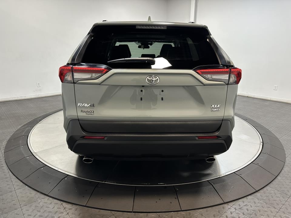 2021 Toyota RAV4 XLE Premium 11