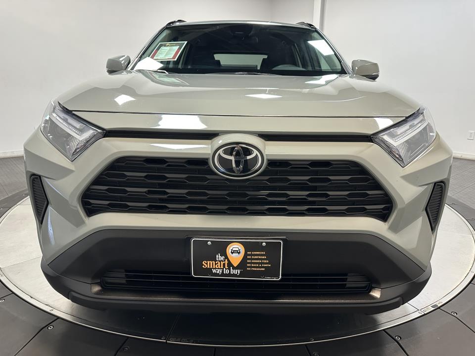 2023 Toyota RAV4 XLE 5