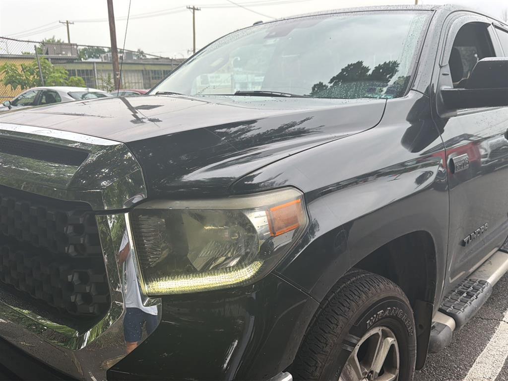 2018 Toyota Tundra SR5 CrewMax 5.7L 4WD