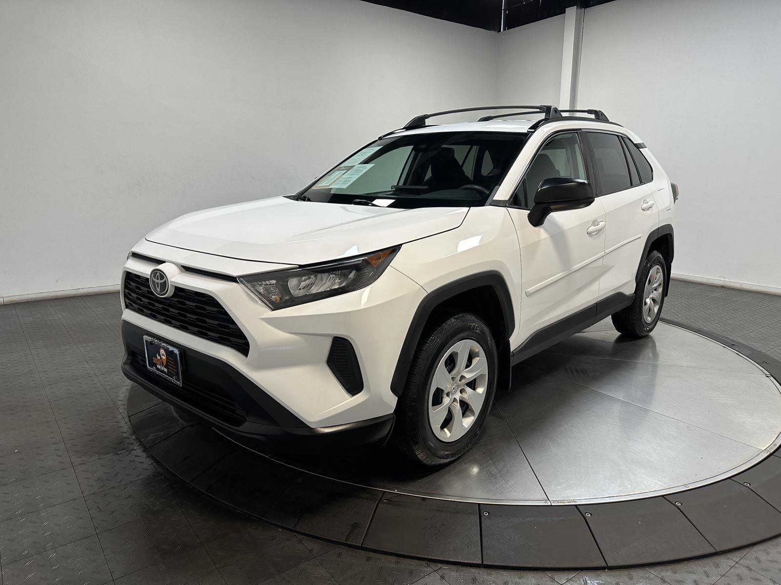 2021 Toyota RAV4 LE FWD