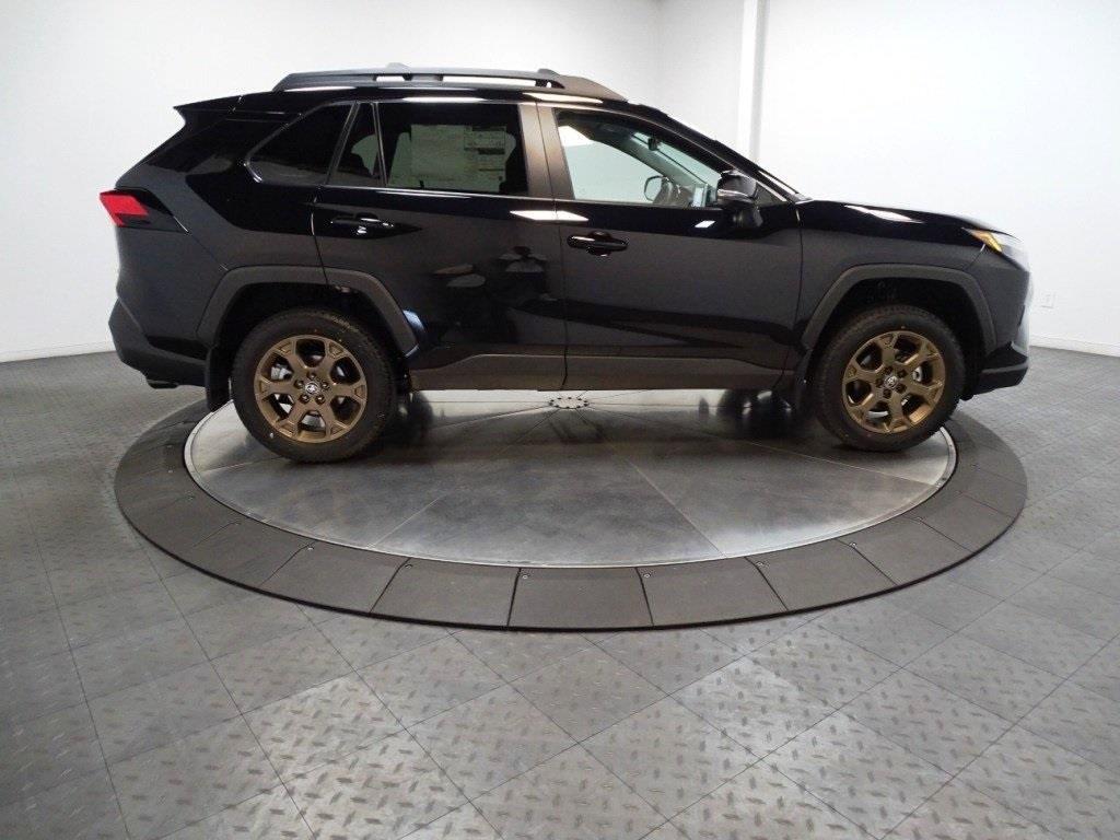 2024 Toyota RAV4 Hybrid Woodland 8