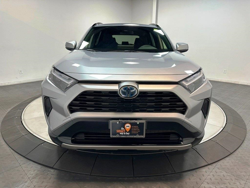 2024 Toyota RAV4 Hybrid SE 2