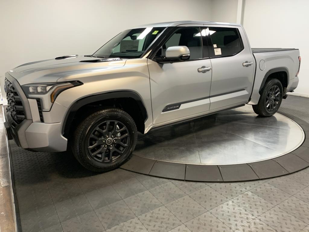 2024 Toyota Tundra 4WD Platinum Hybrid 5