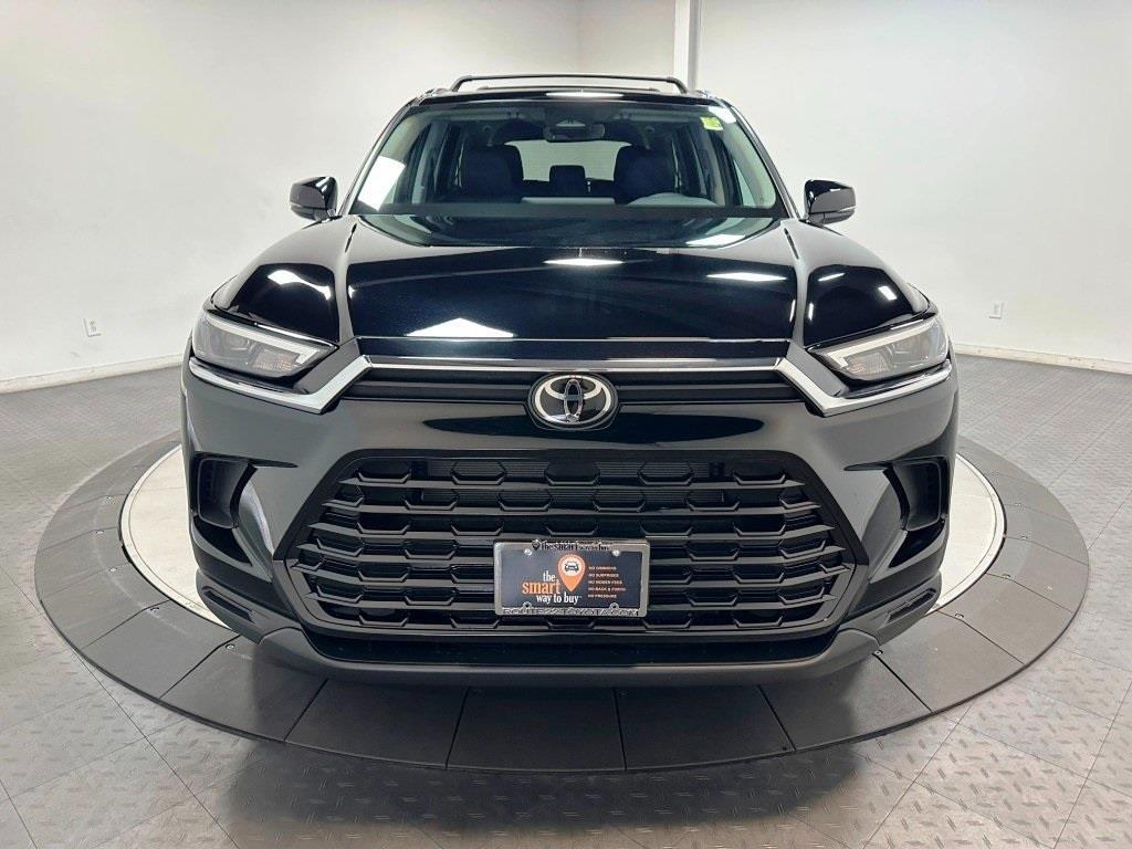 2024 Toyota Grand Highlander XLE 2