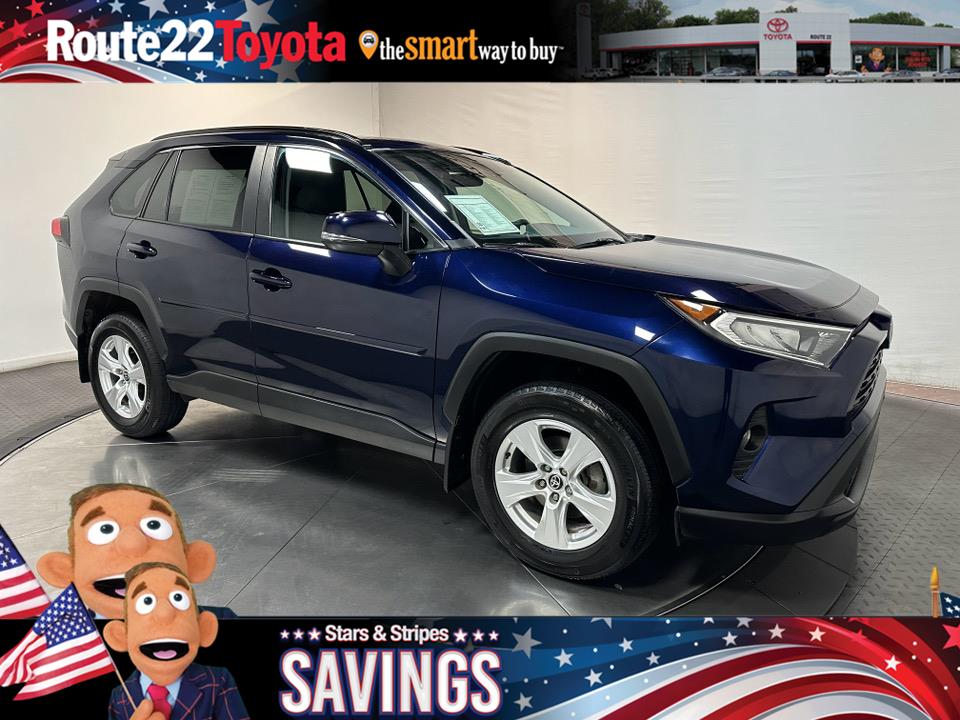 2021 Toyota RAV4 XLE 1