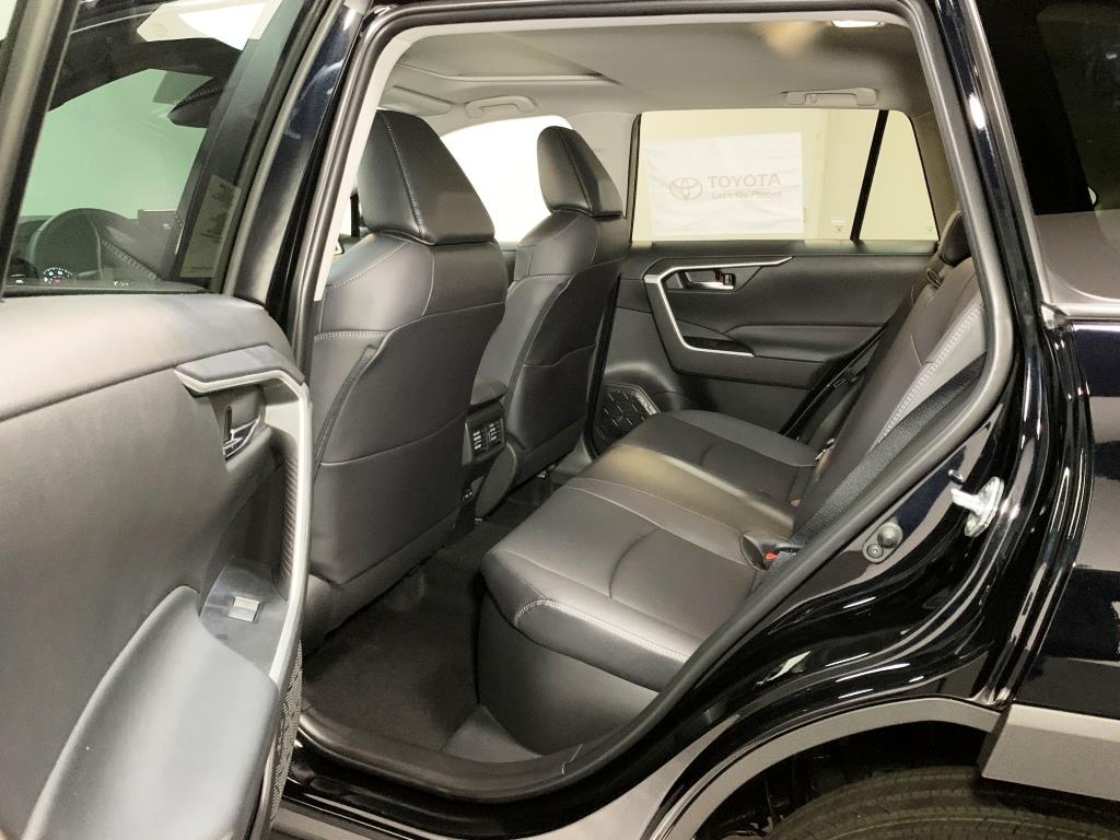 2024 Toyota RAV4 Hybrid XLE Premium 23