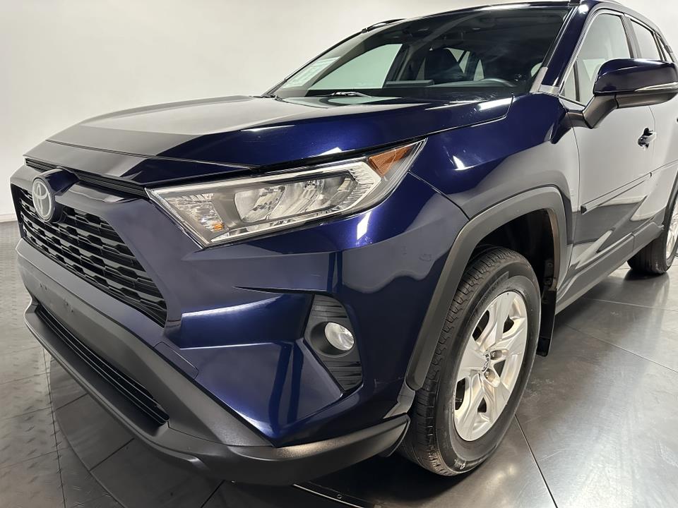 2021 Toyota RAV4 XLE 7