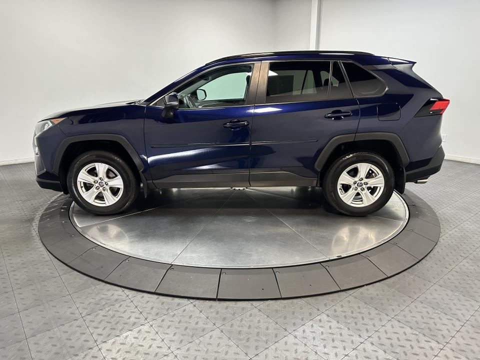 2021 Toyota RAV4 XLE 8