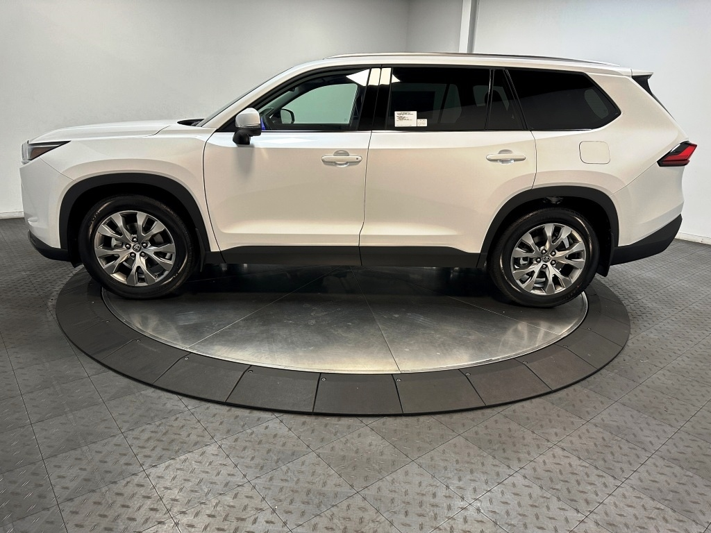 2024 Toyota Grand Highlander Hybrid Limited 5