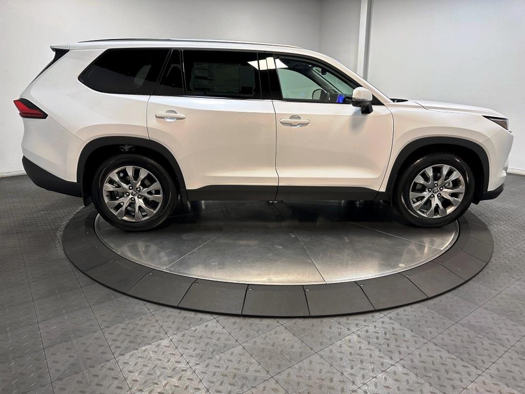 2024 Toyota Grand Highlander Hybrid Limited 9