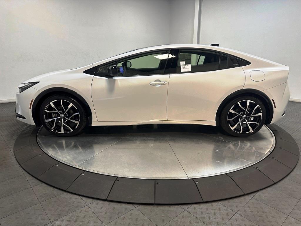 2024 Toyota Prius Prime XSE 5