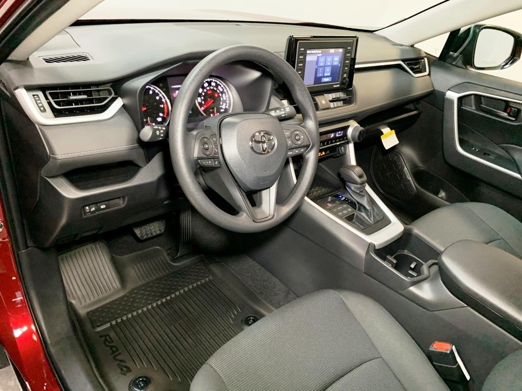 2024 Toyota RAV4 LE 14