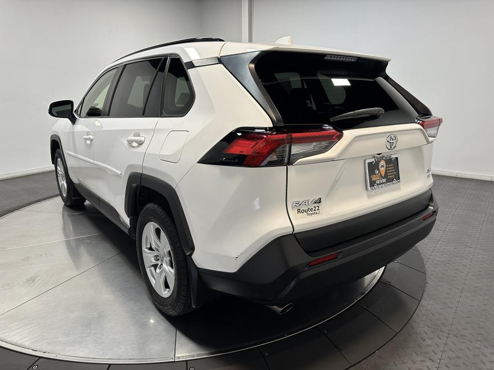 2020 Toyota RAV4 XLE 9